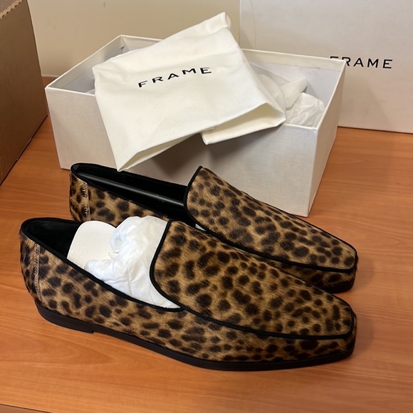 Le Verona Genuine Calf Hair Loafer - Picture 5 of 8